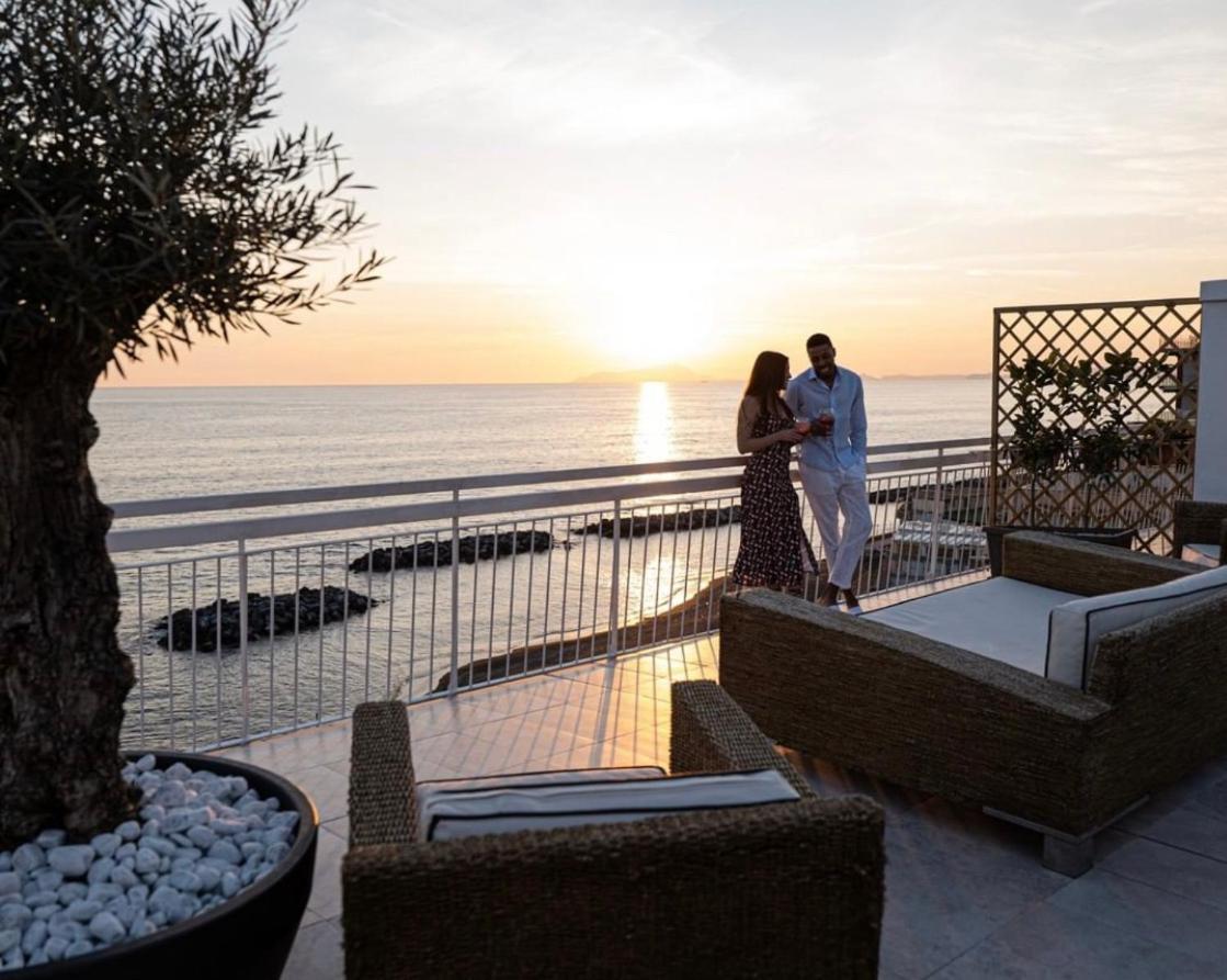 Апартаменты Thomas Sea View Торре-дель-Греко Экстерьер фото